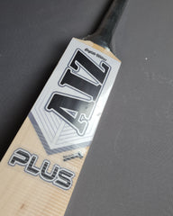 AIZ Plus Cricket Bat