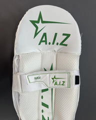 AIZ Max Keeping Pads