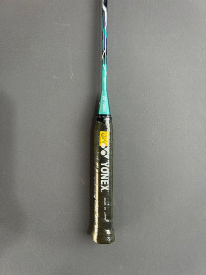 Yonex Nanoflare 700 Badminton Racket